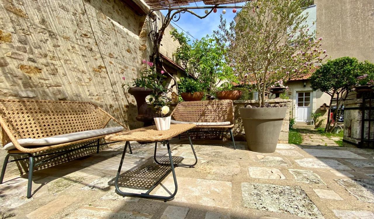La Maison De Montaboulin Châteauroux Exterior foto